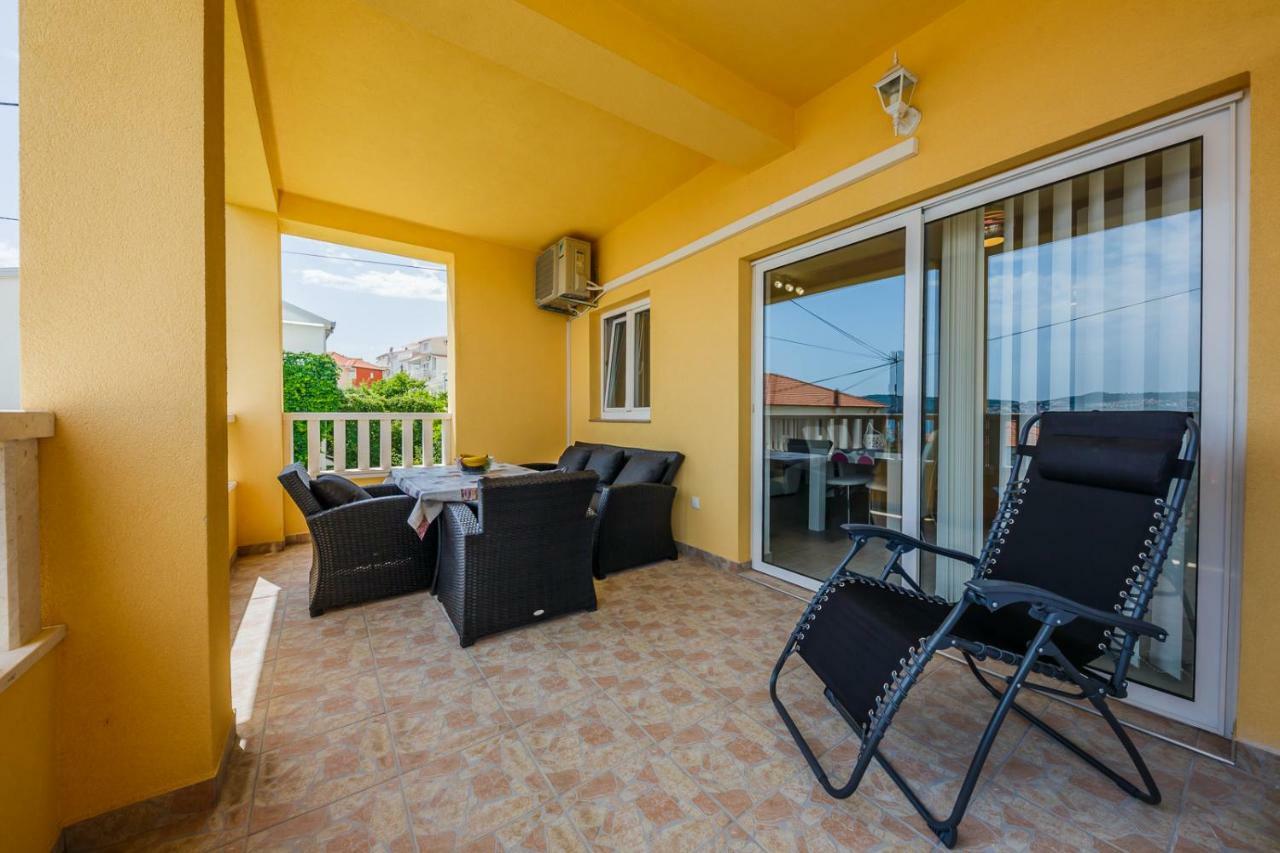 Apartman Markulin Trogir Exterior photo